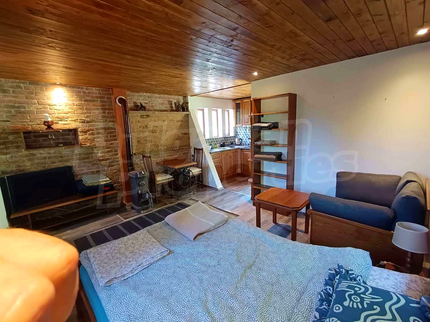 Gallery Picture 2