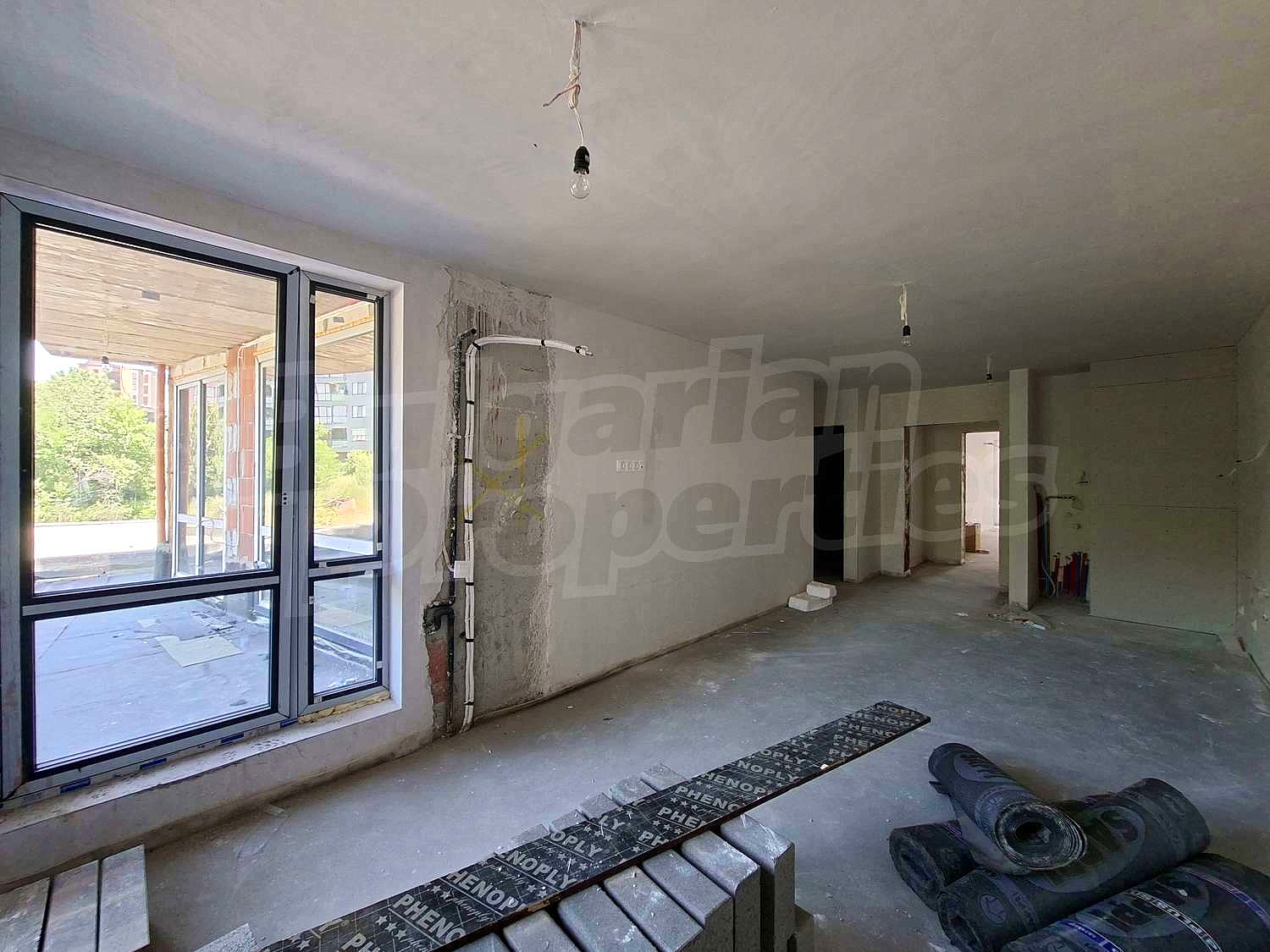 Gallery Picture 2