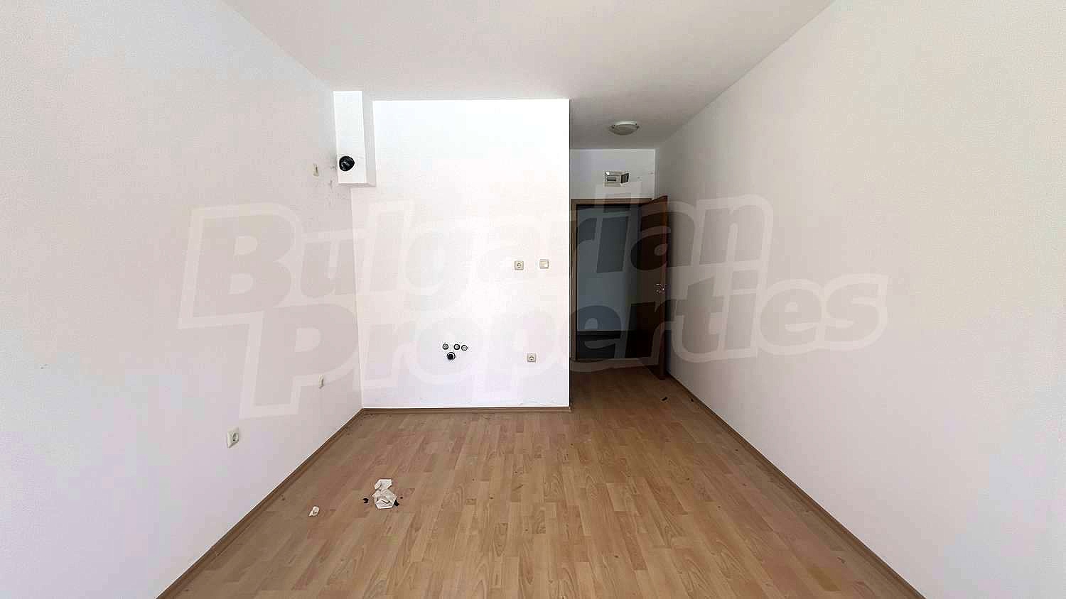 Gallery Picture 5
