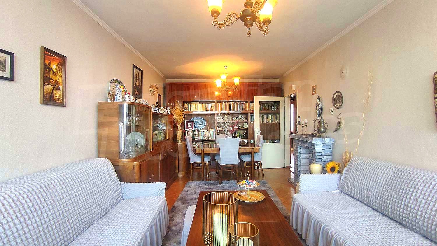Gallery Picture 2