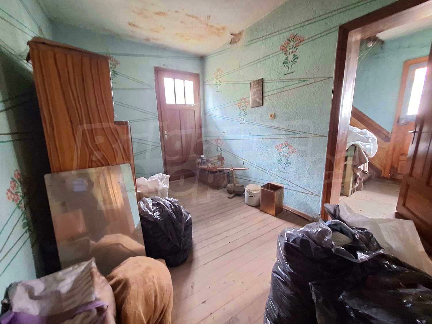 Gallery Picture 4