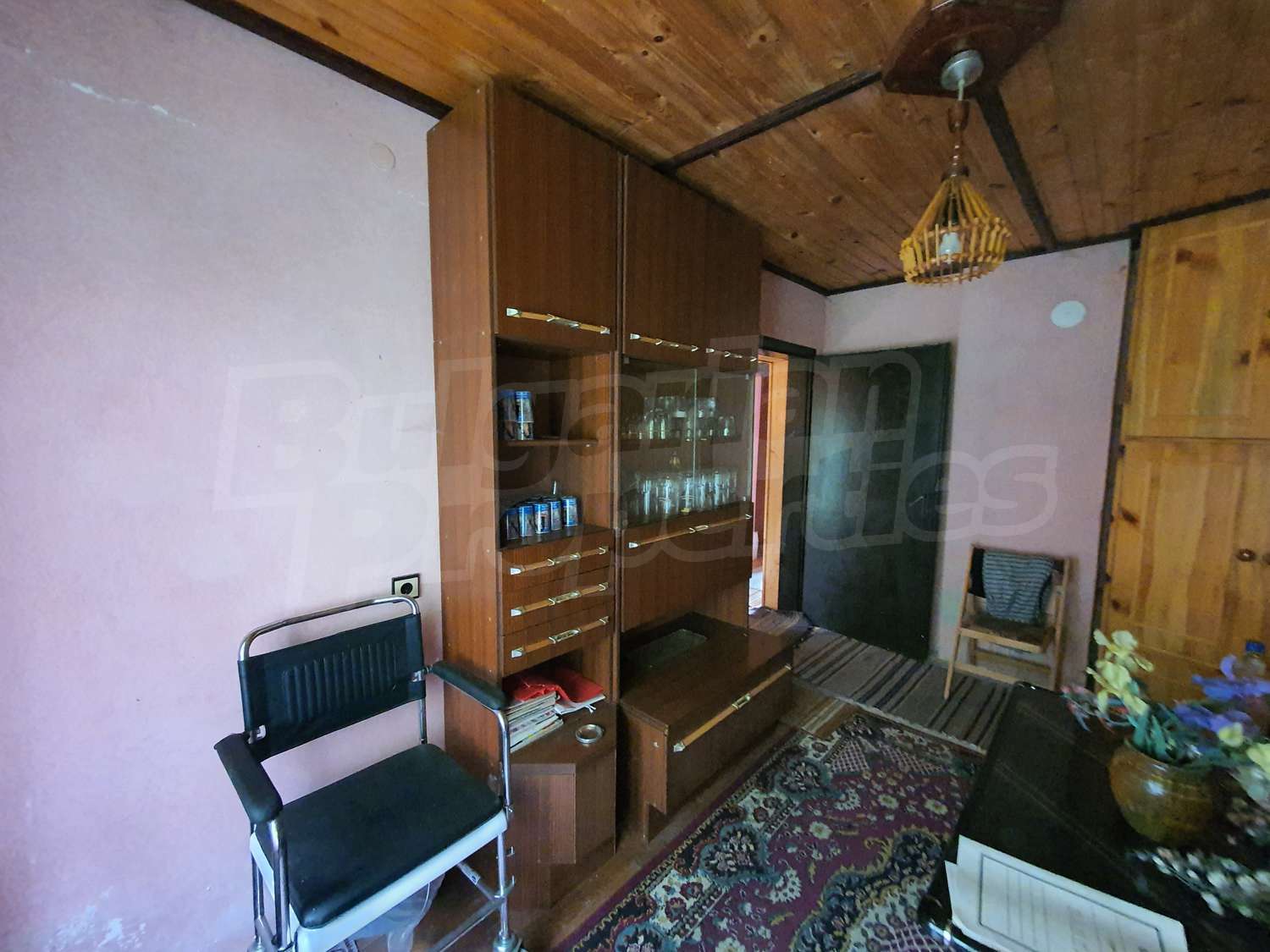 Gallery Picture 28