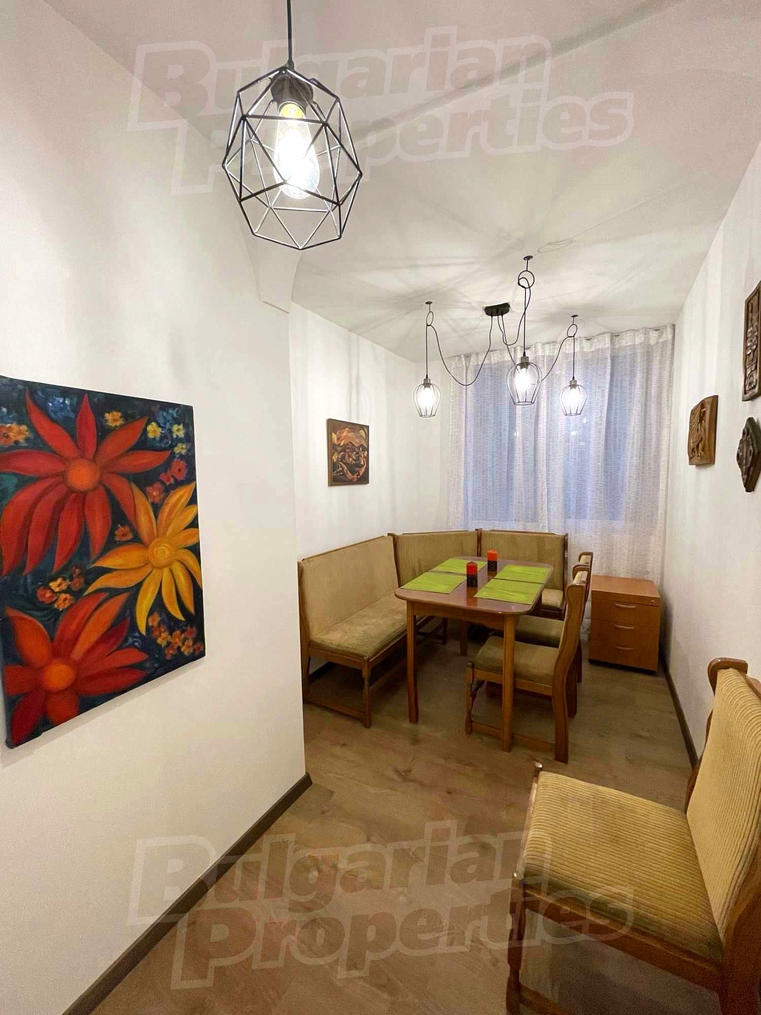 Gallery Picture 3