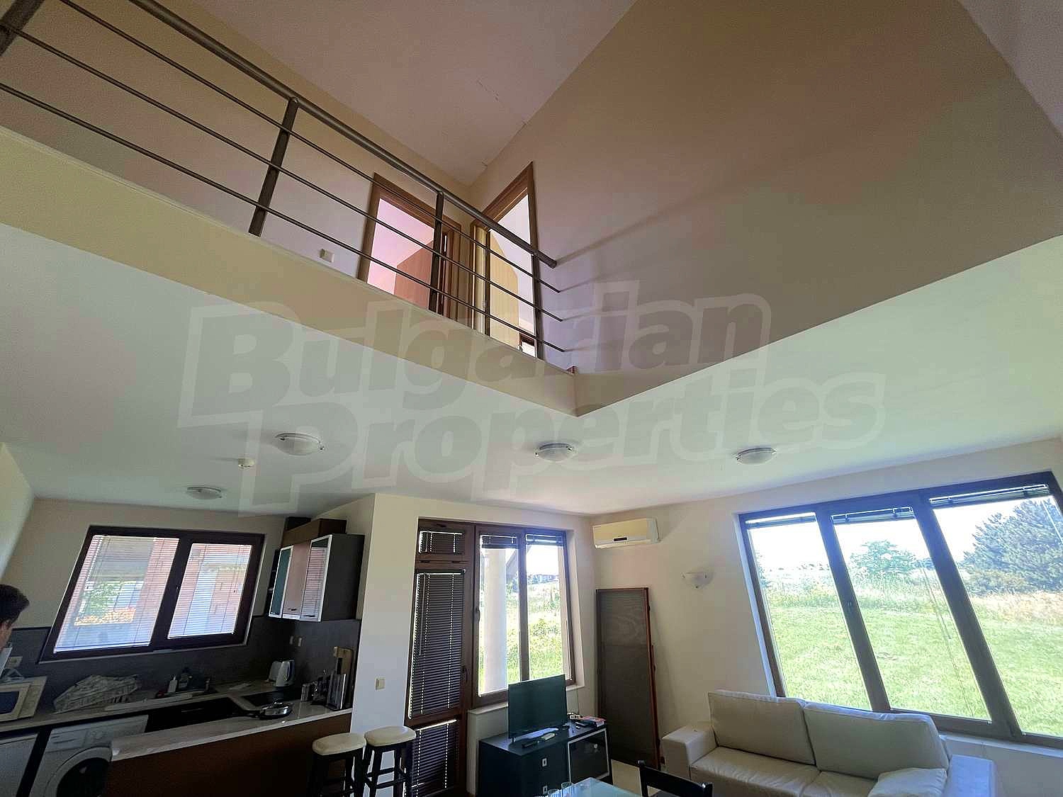 Gallery Picture 4