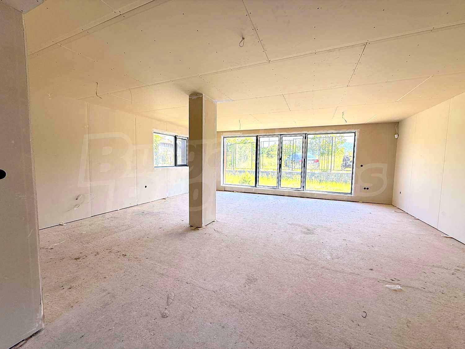 Gallery Picture 3