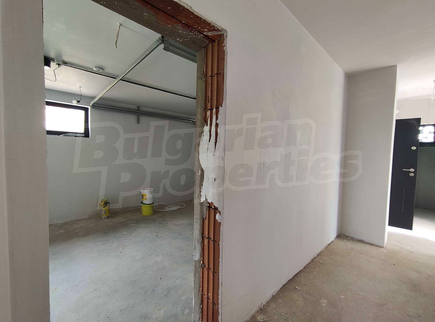 Gallery Picture 13