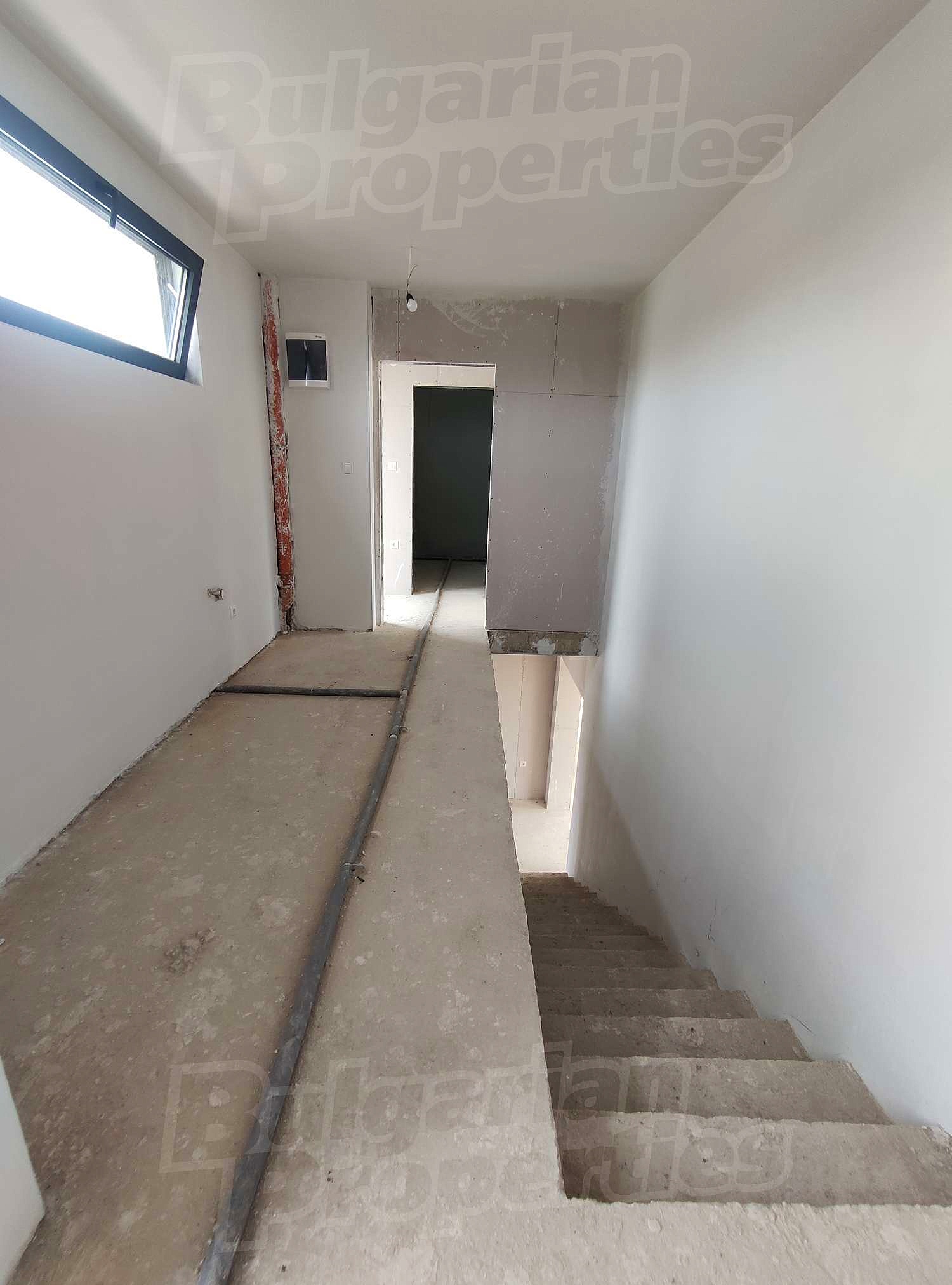 Gallery Picture 15