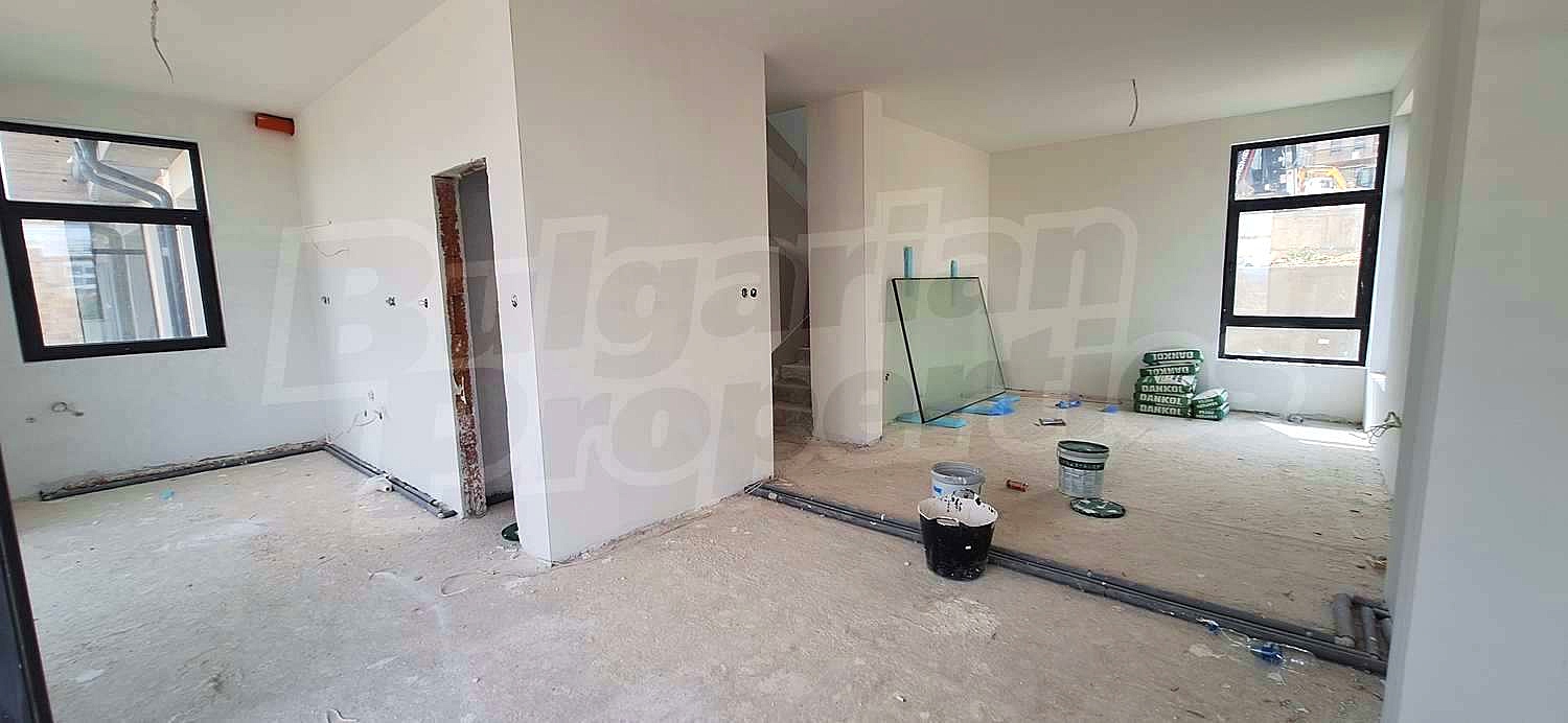 Gallery Picture 9