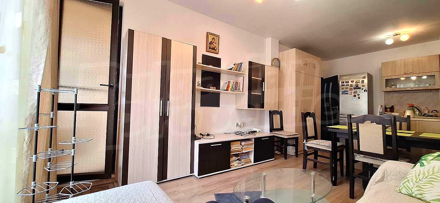 Gallery Picture 3