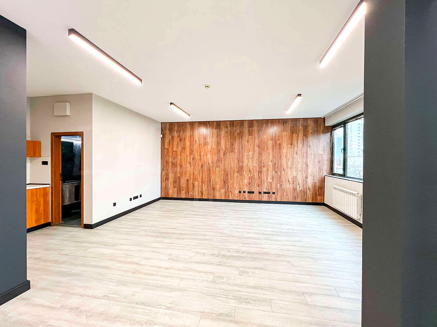 Gallery Picture 6