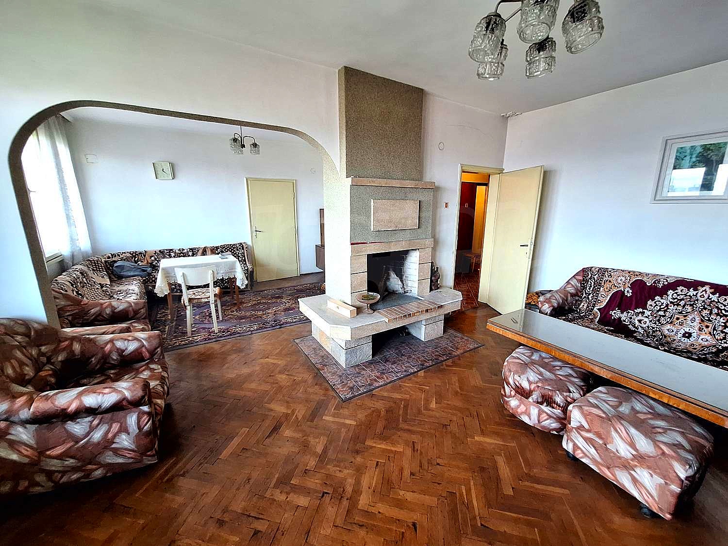 Gallery Picture 3