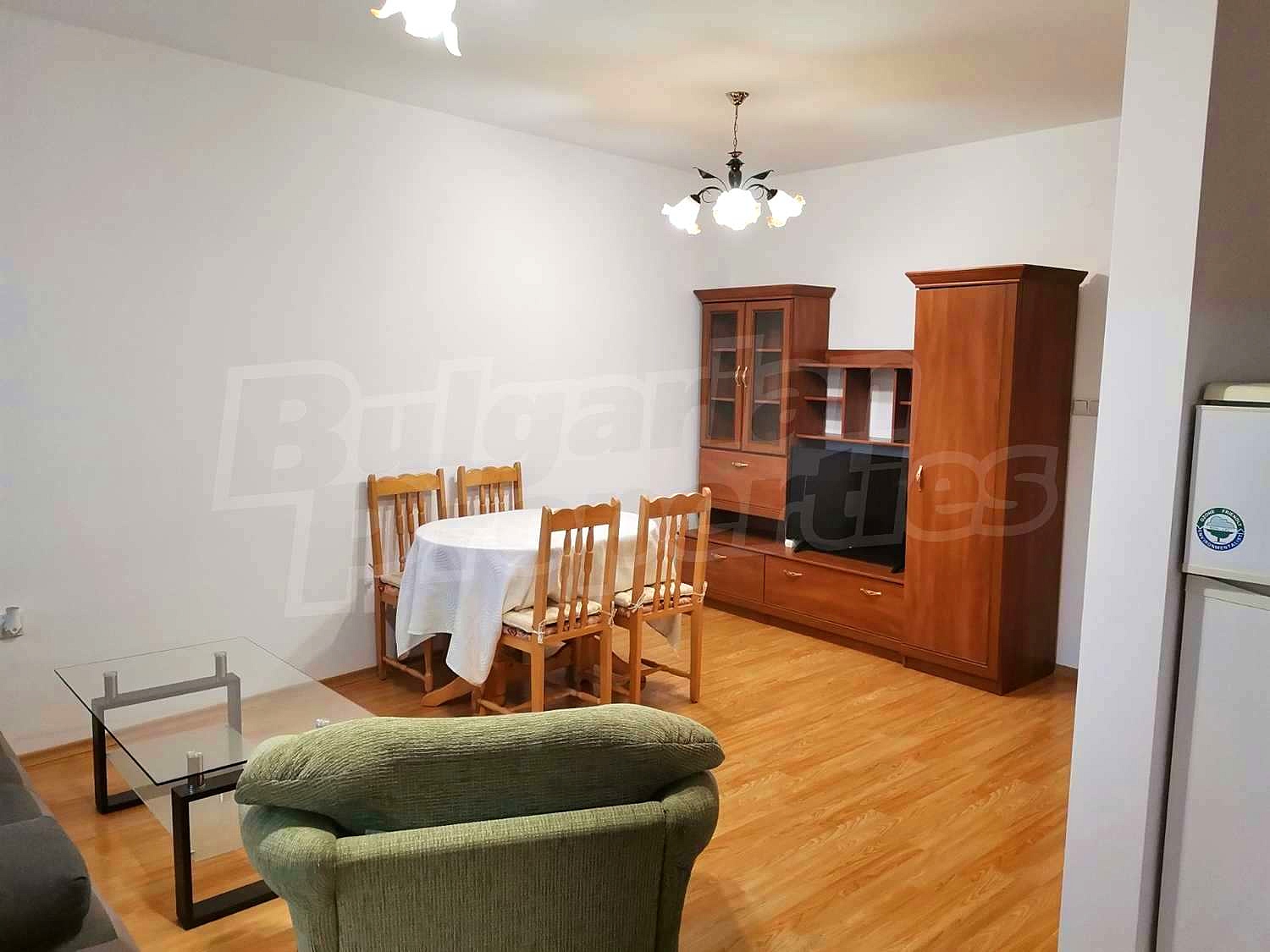 Gallery Picture 2