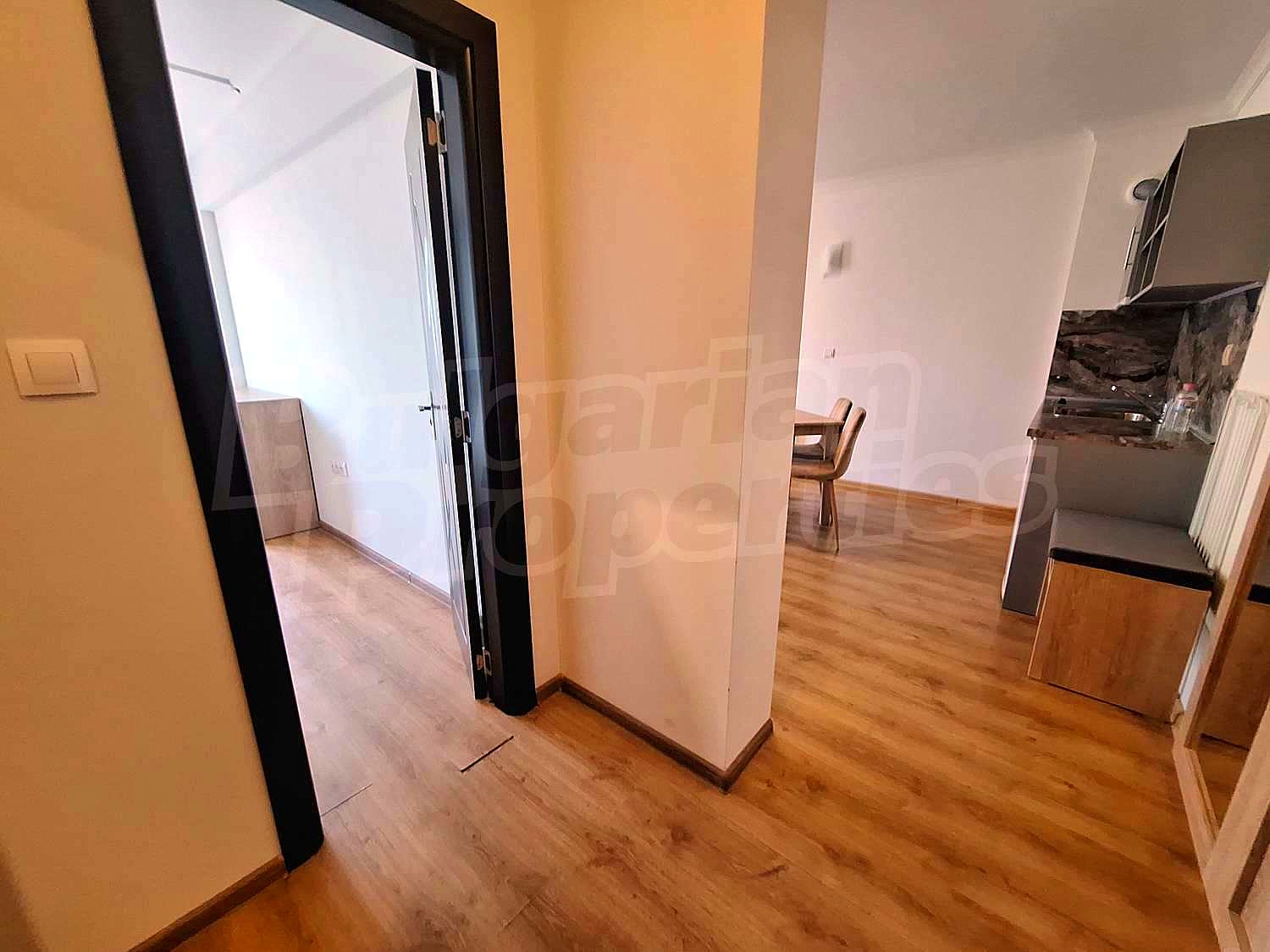 Gallery Picture 6