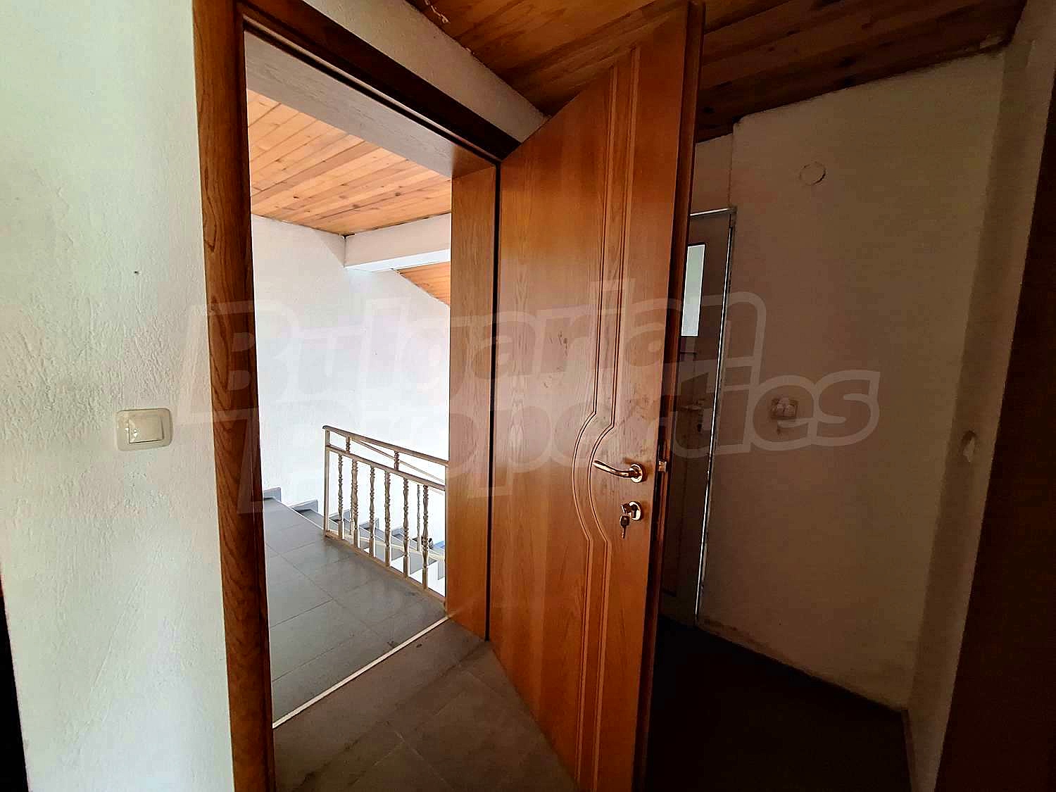 Gallery Picture 15