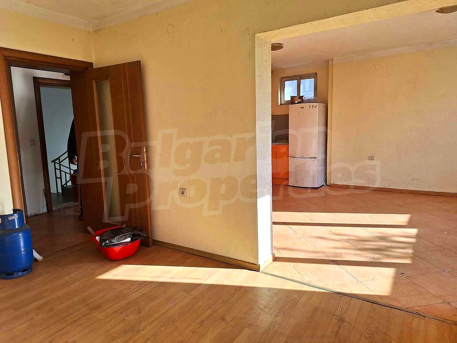 Gallery Picture 50