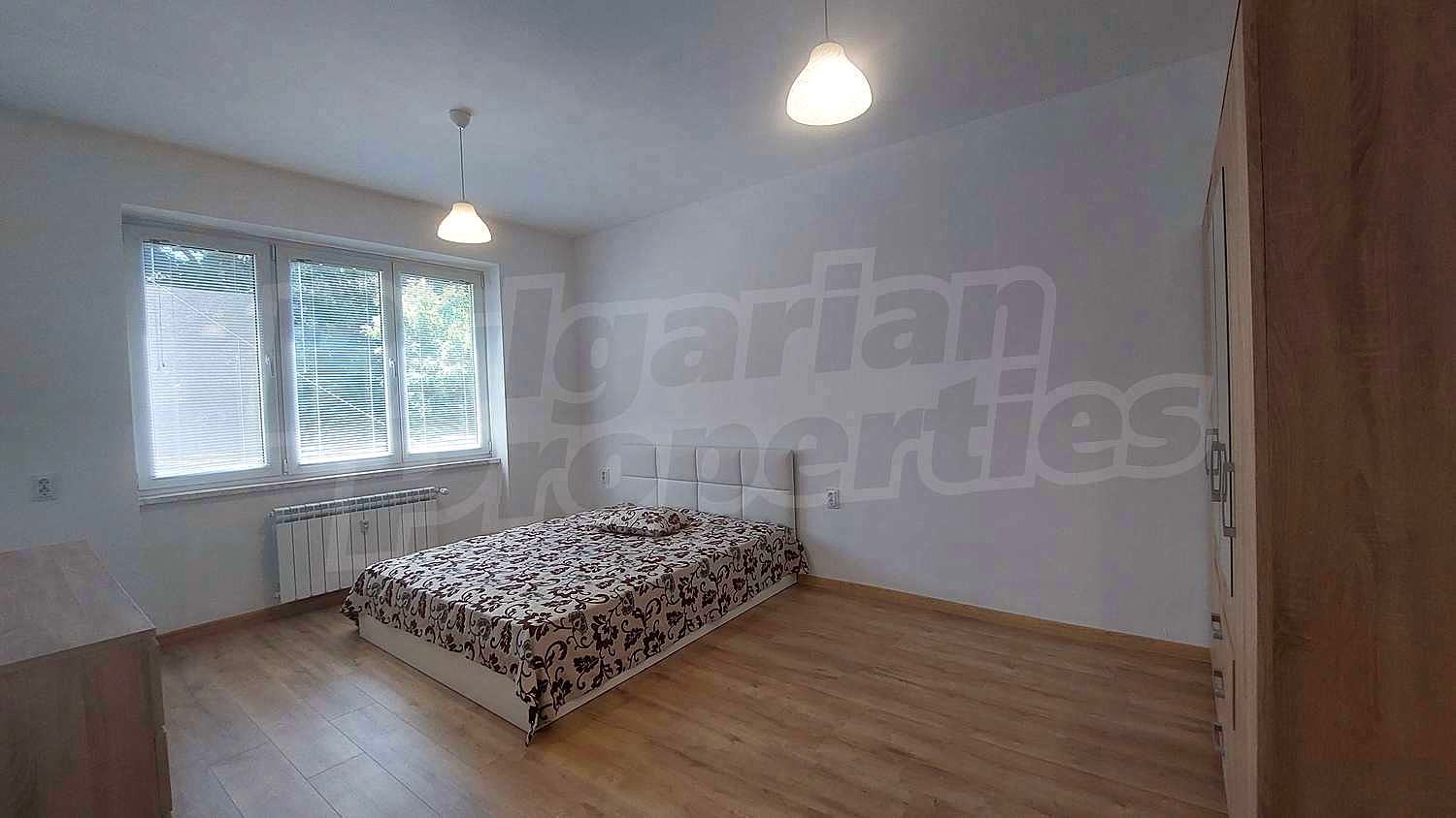 Gallery Picture 4