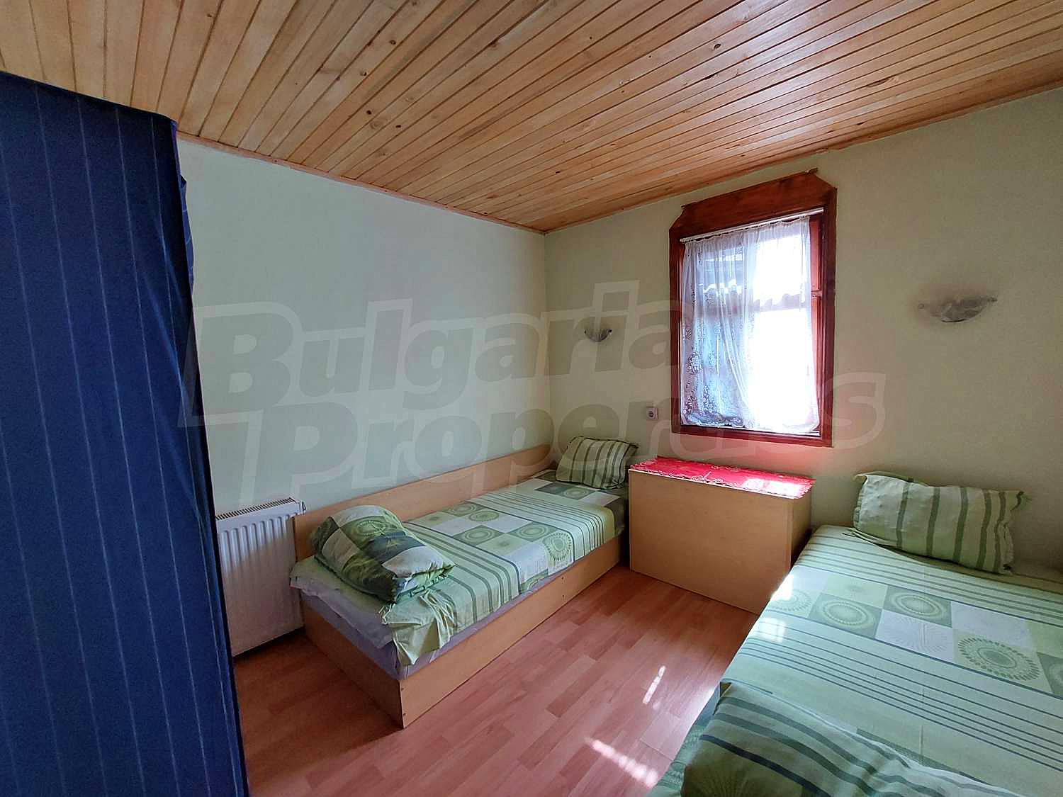 Gallery Picture 12
