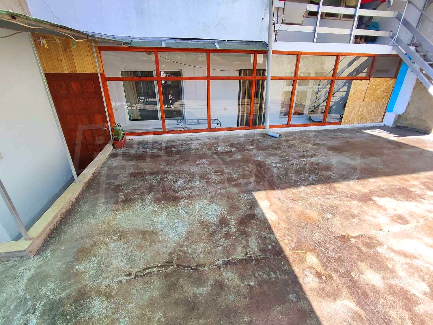 Gallery Picture 24