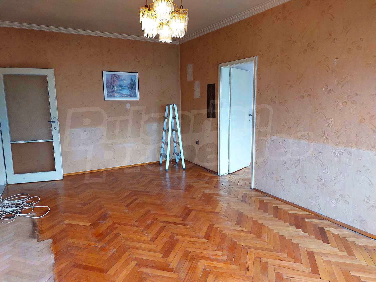 Gallery Picture 2