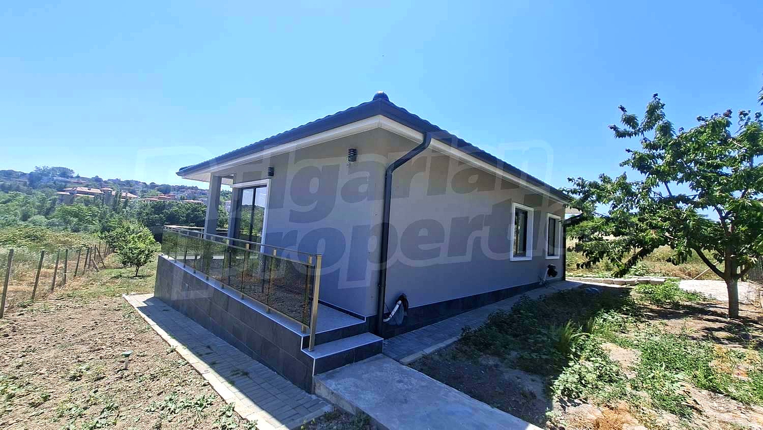 Gallery Picture 2