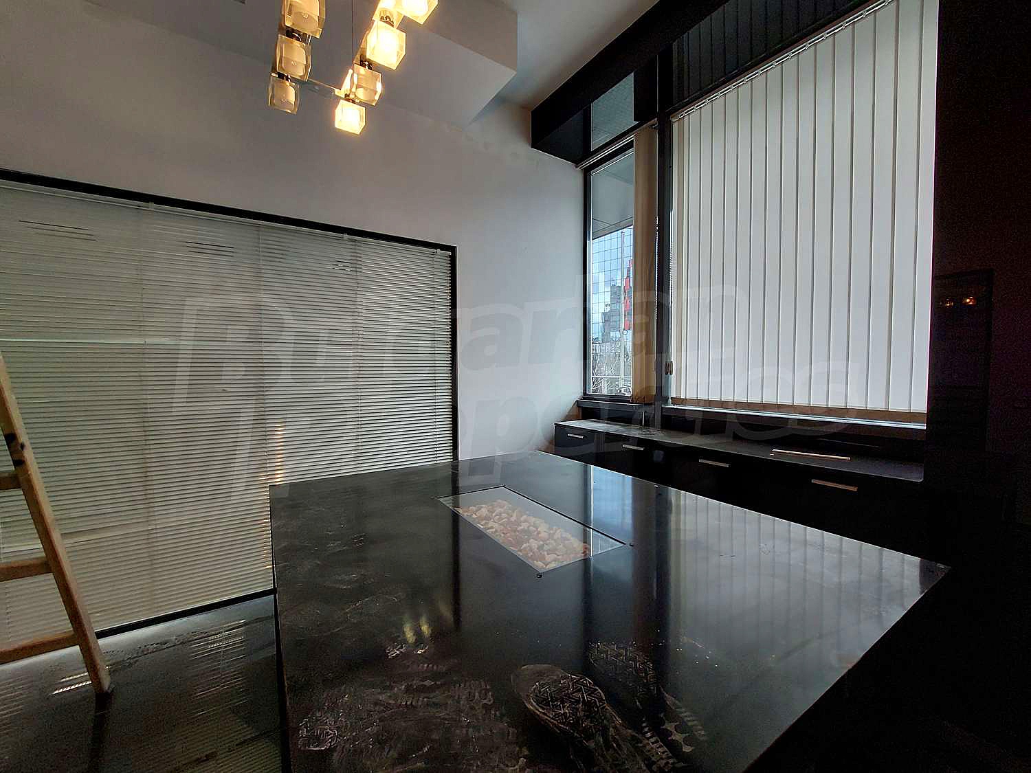 Gallery Picture 6