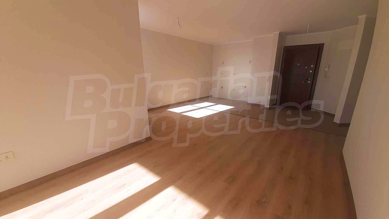 Gallery Picture 4