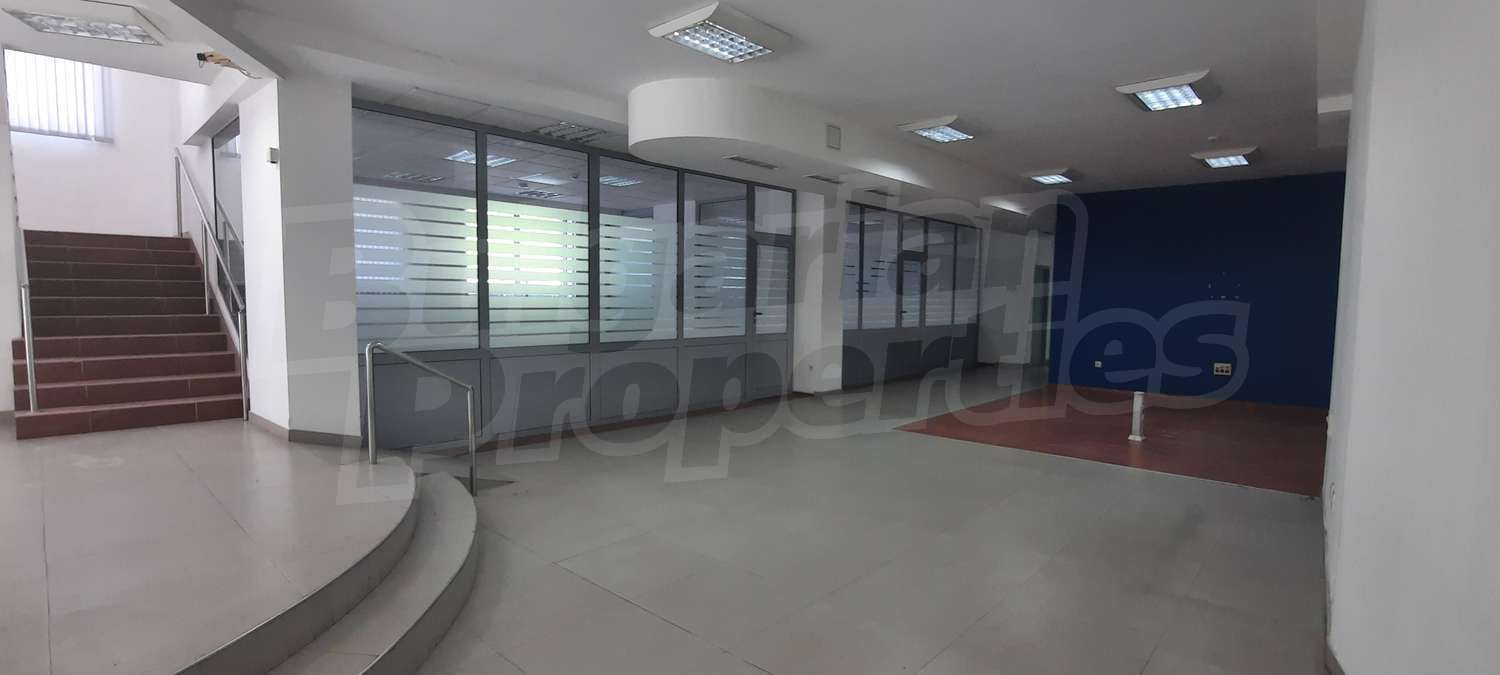 Gallery Picture 3