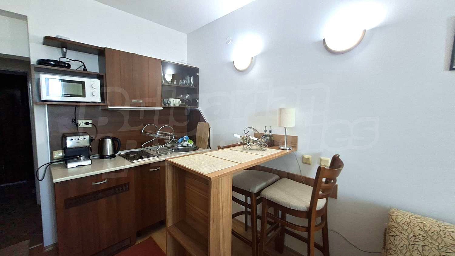 Gallery Picture 4
