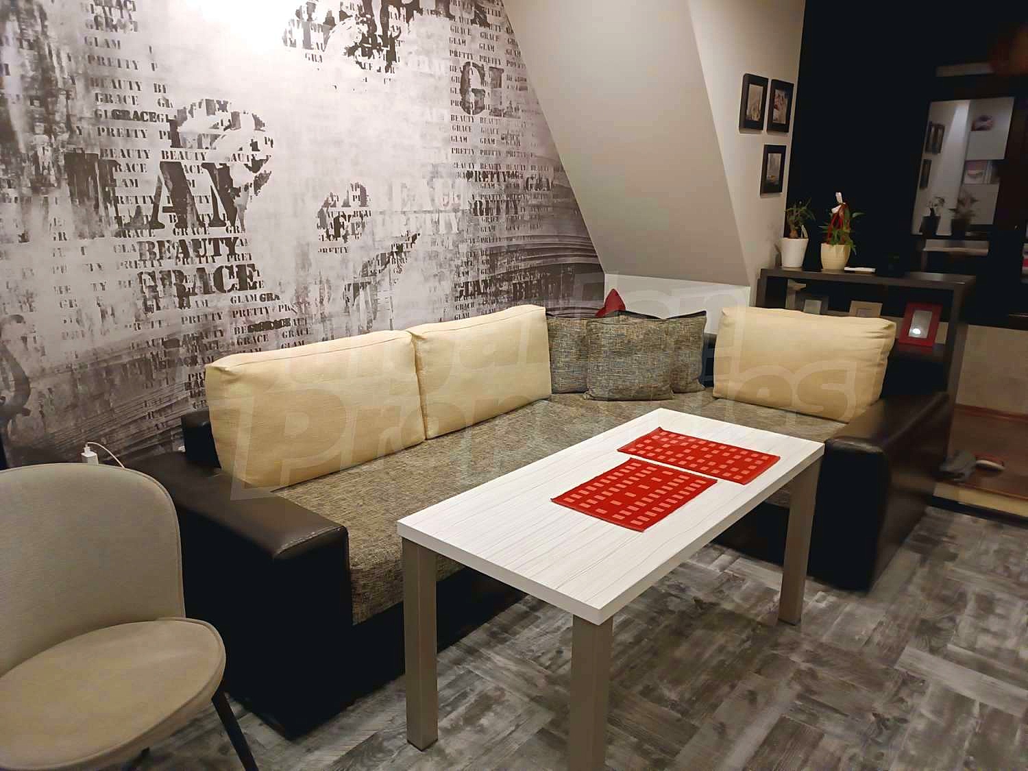 Gallery Picture 7