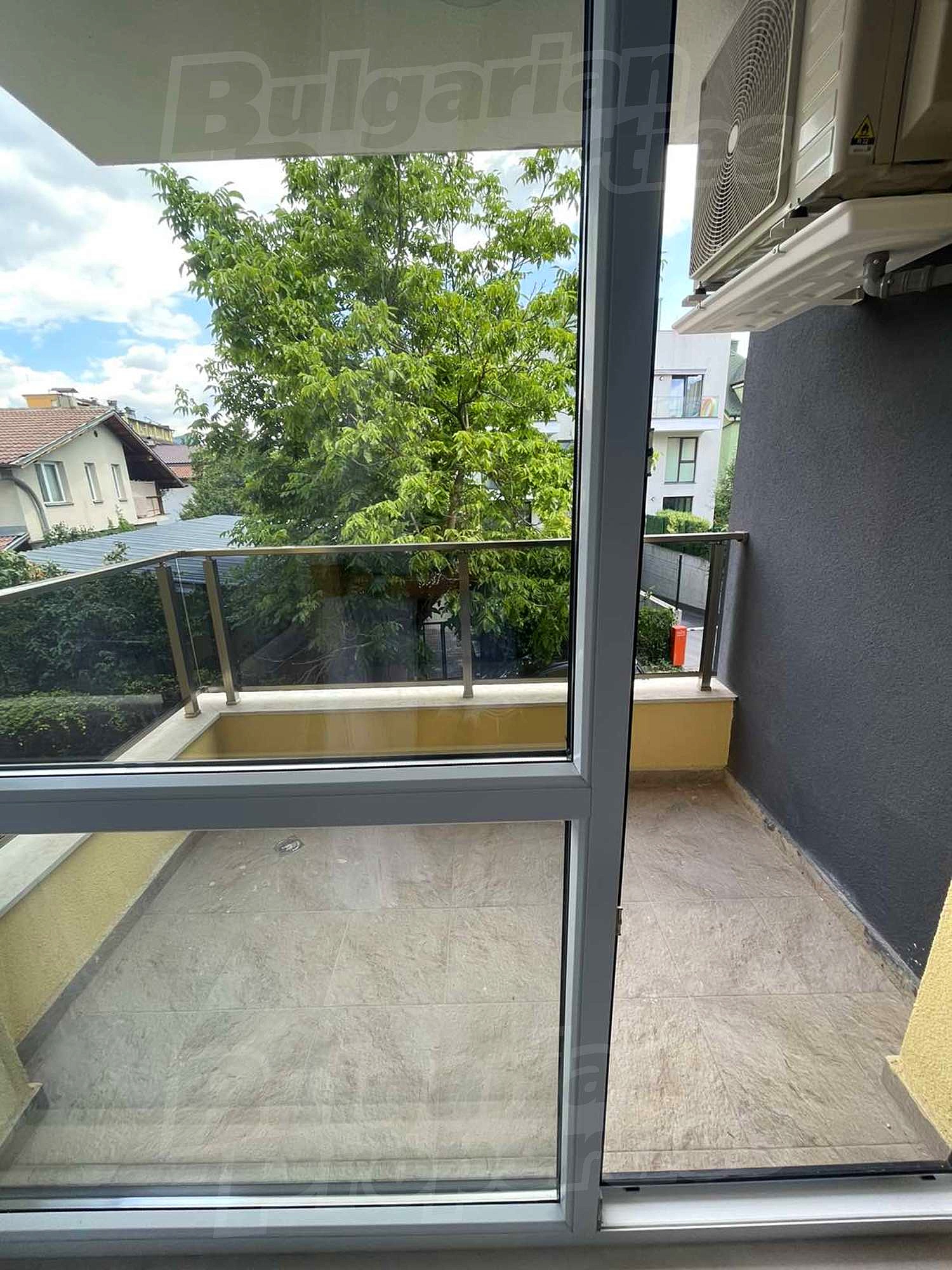 Gallery Picture 5