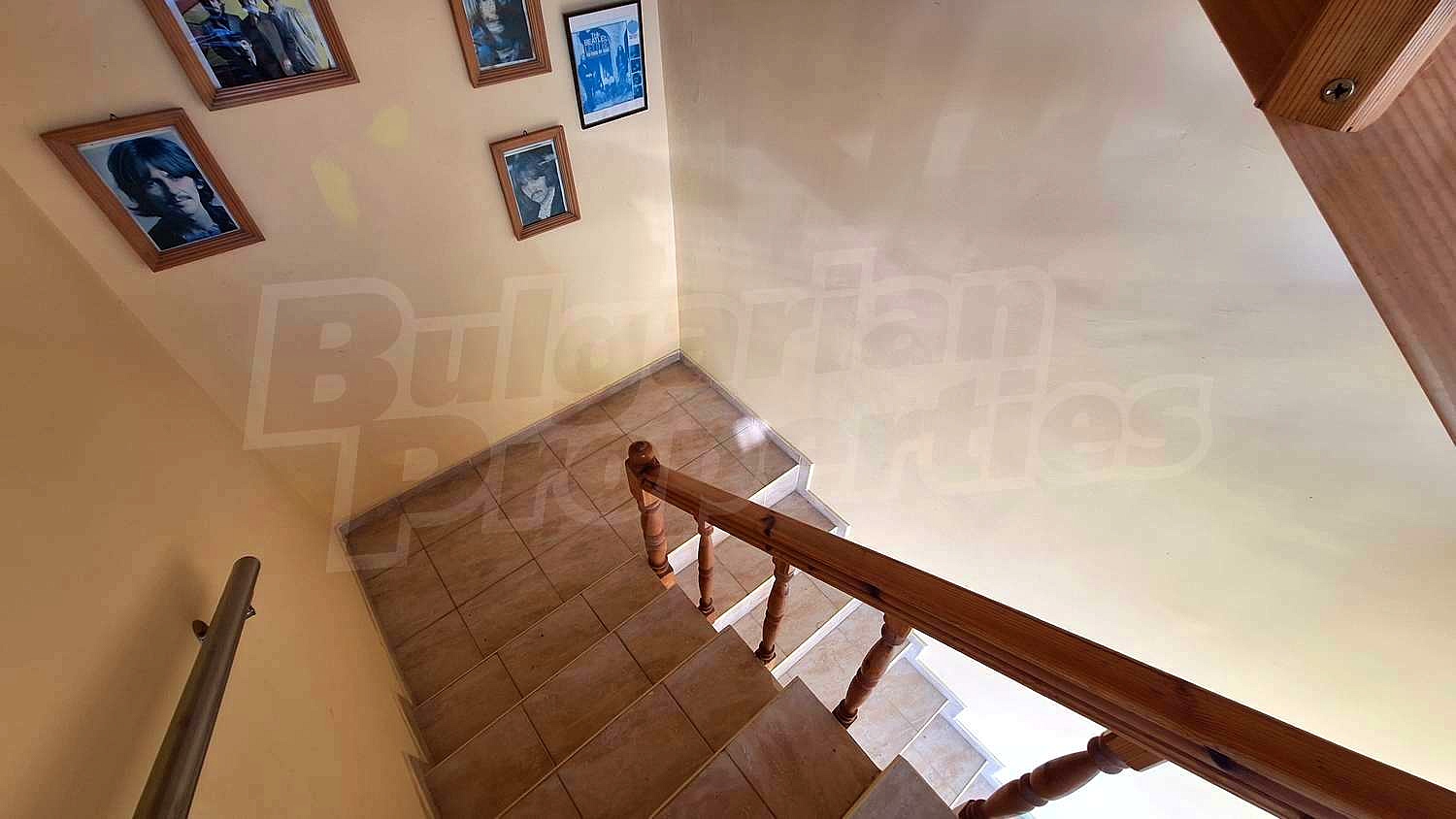 Gallery Picture 15