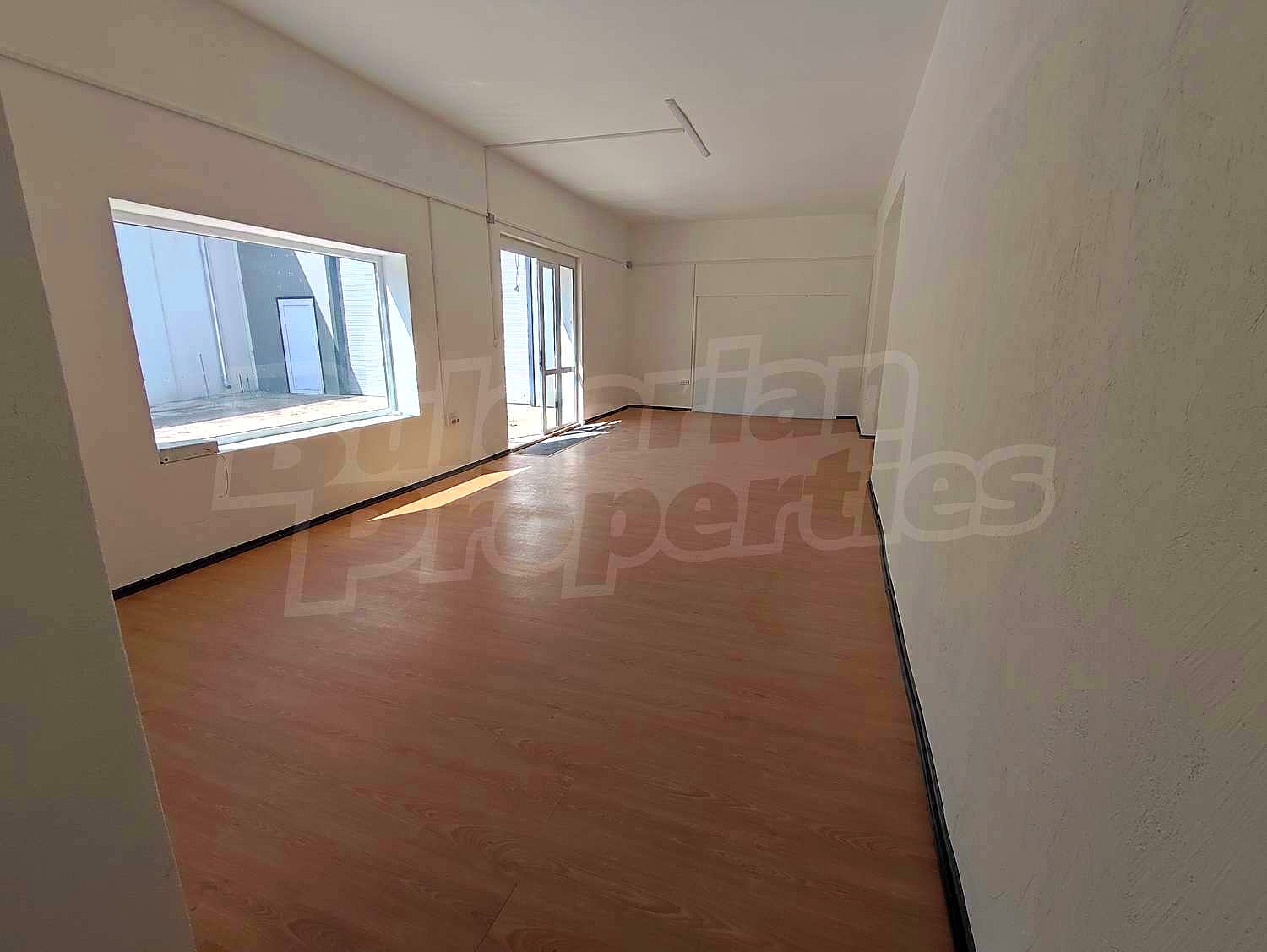 Gallery Picture 2