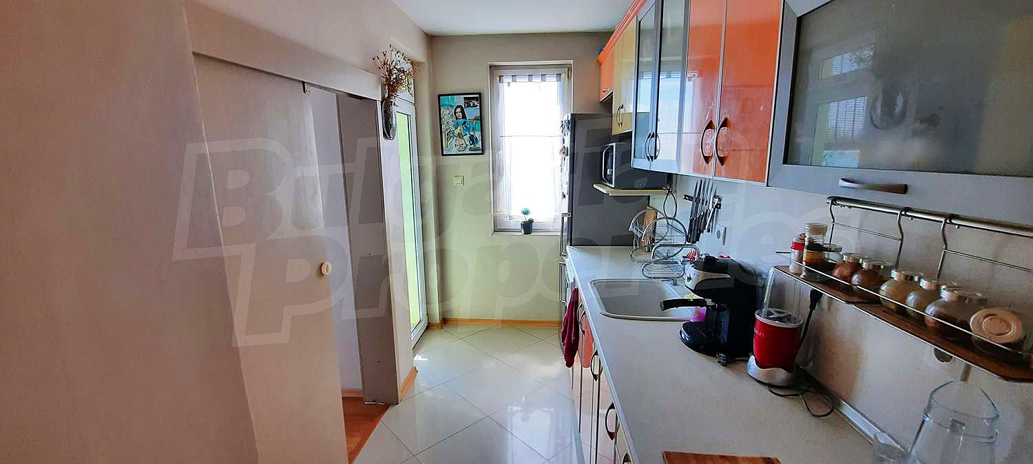 Gallery Picture 14