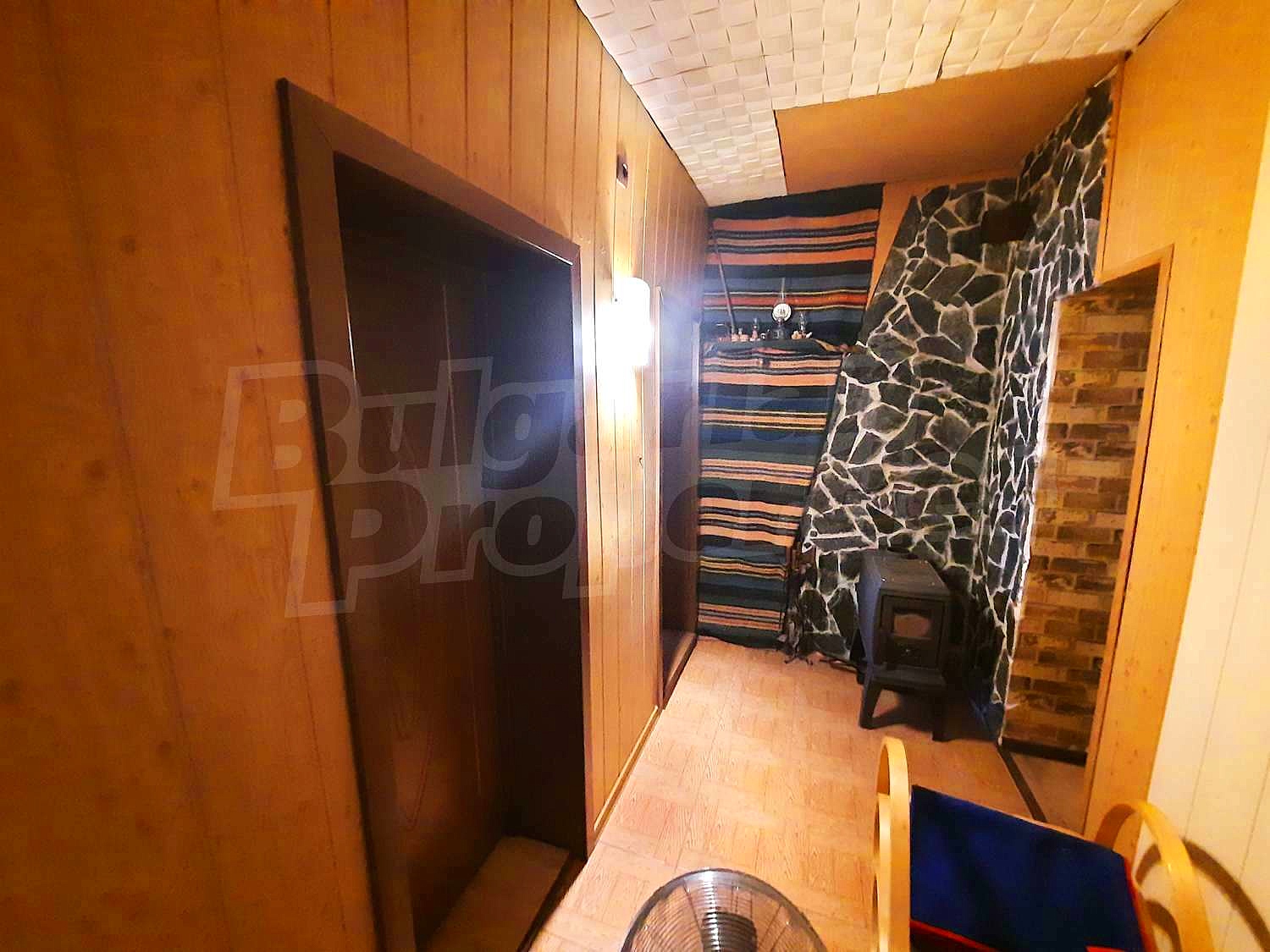 Gallery Picture 10