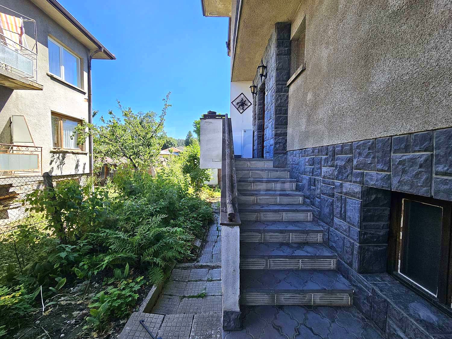 Gallery Picture 5