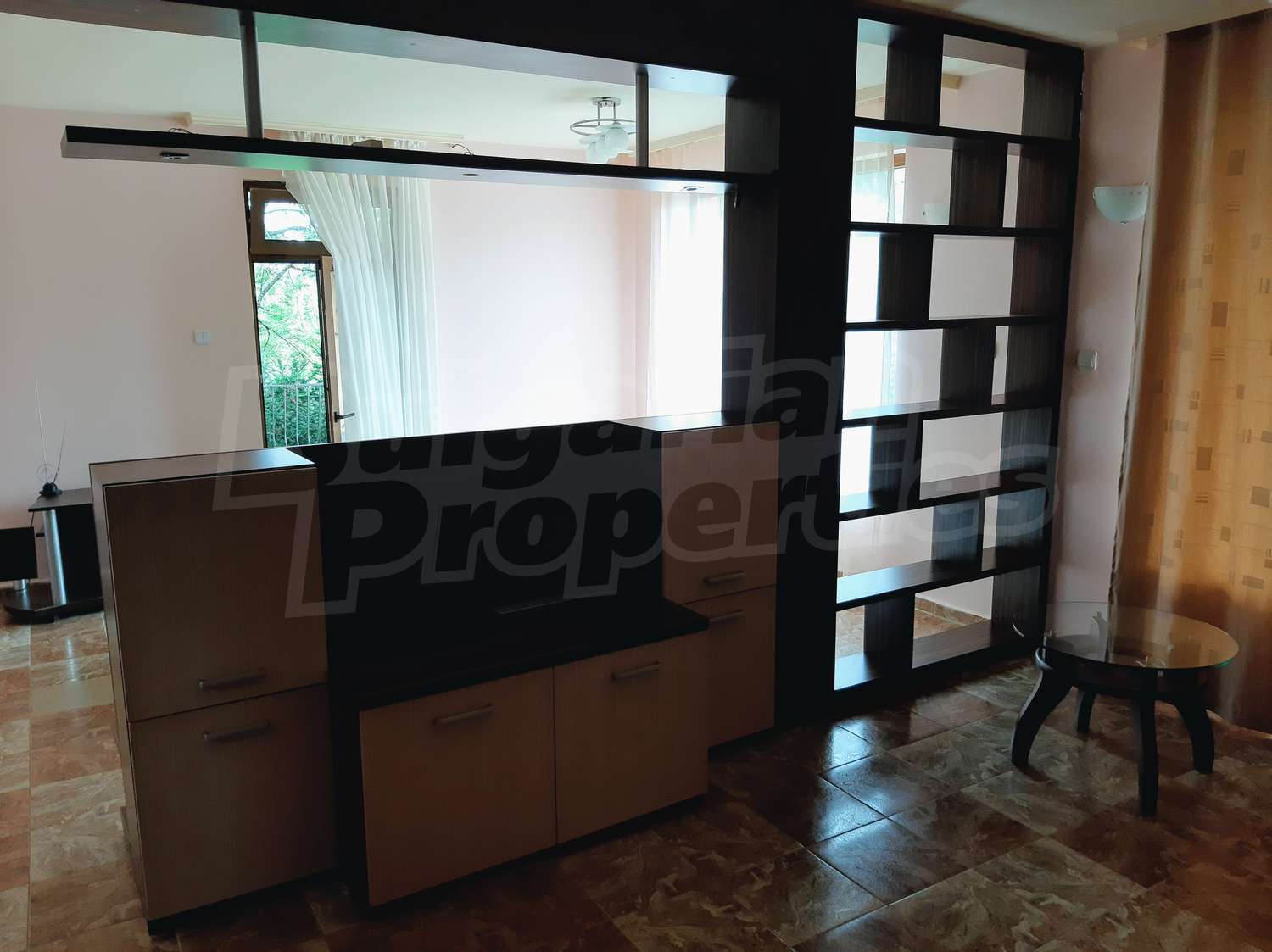 Gallery Picture 37