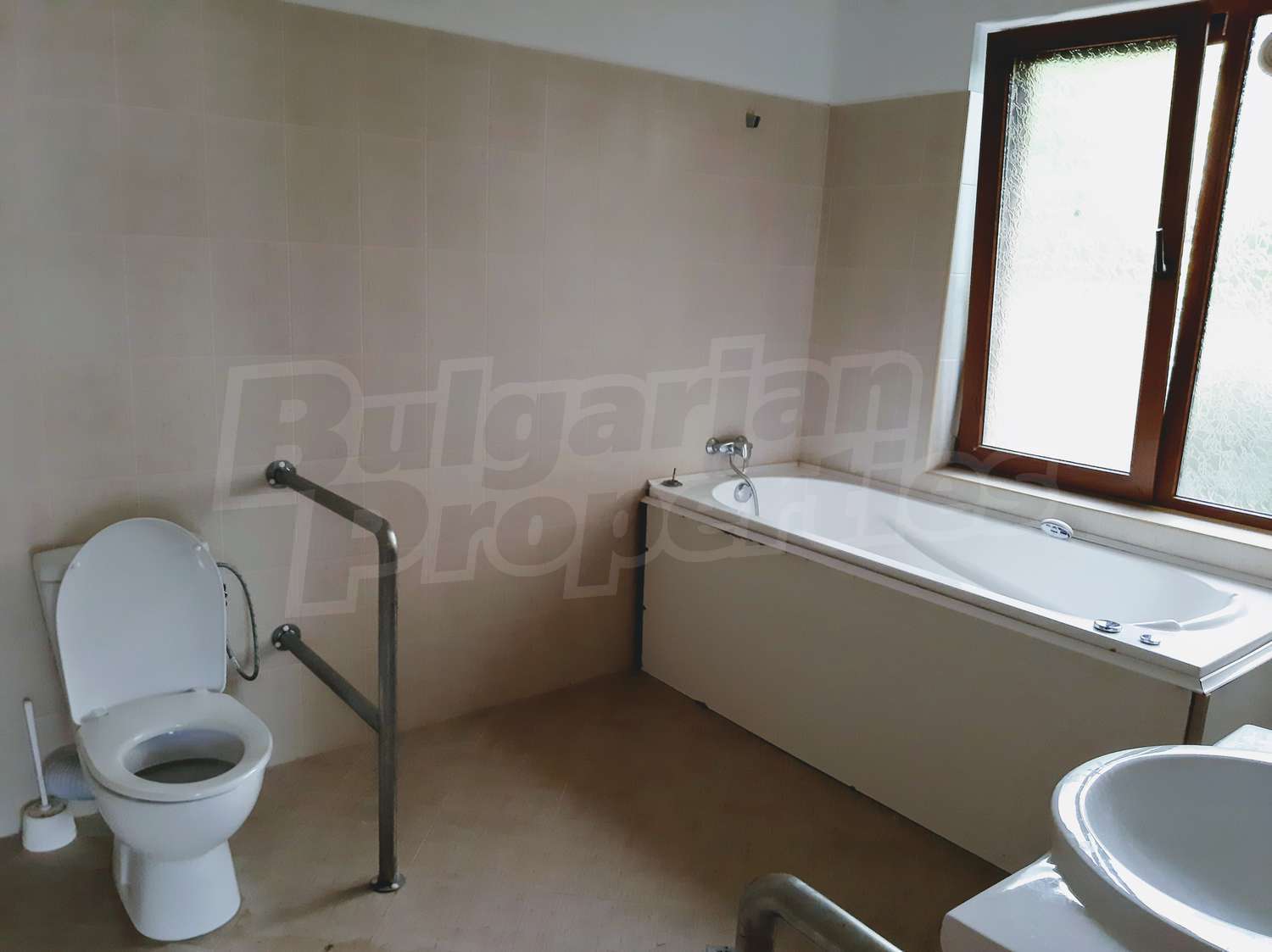 Gallery Picture 39