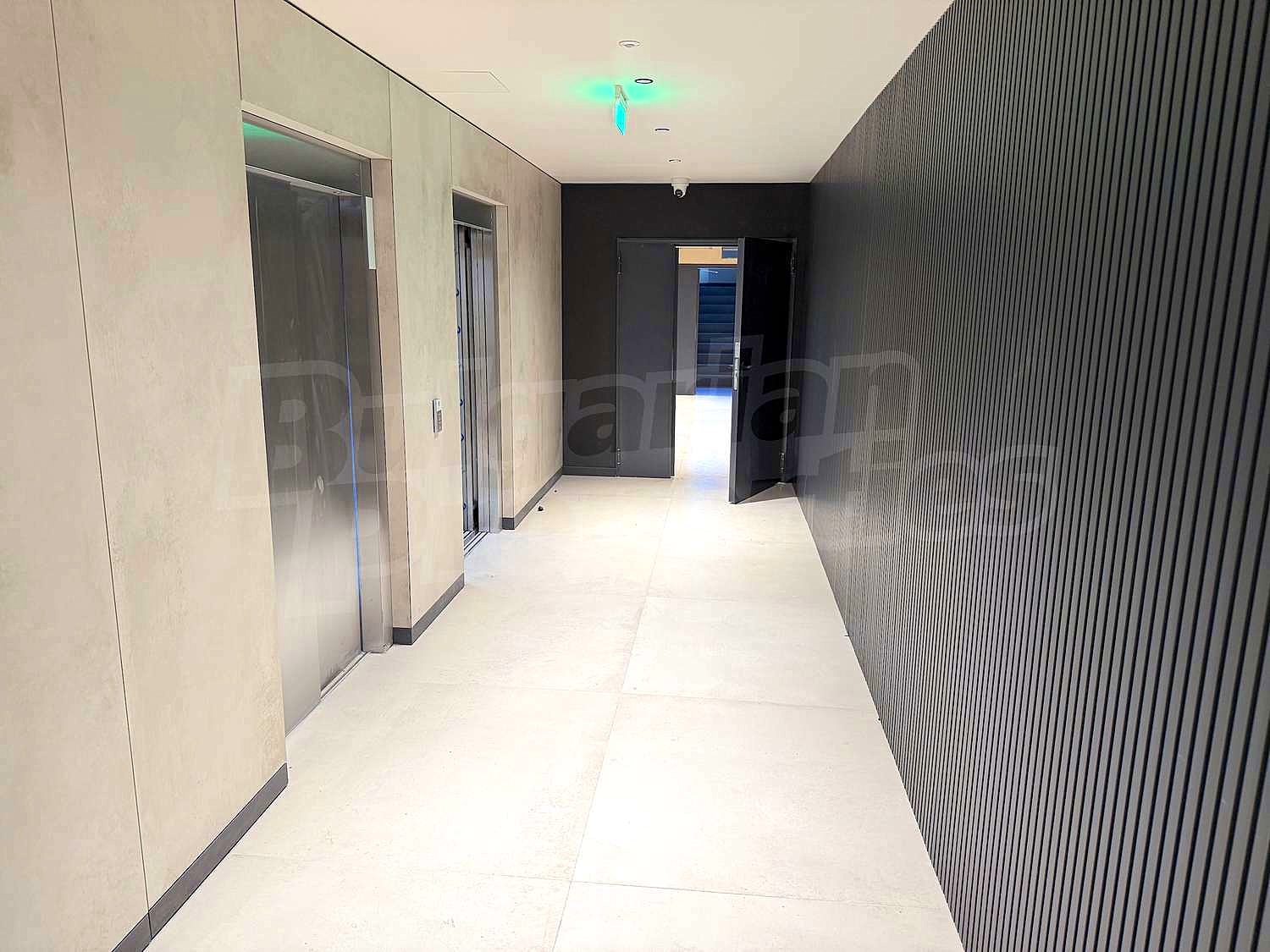 Gallery Picture 3