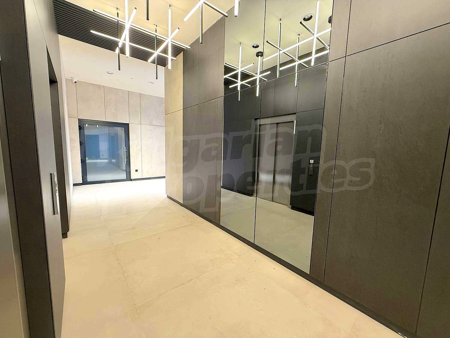 Gallery Picture 5