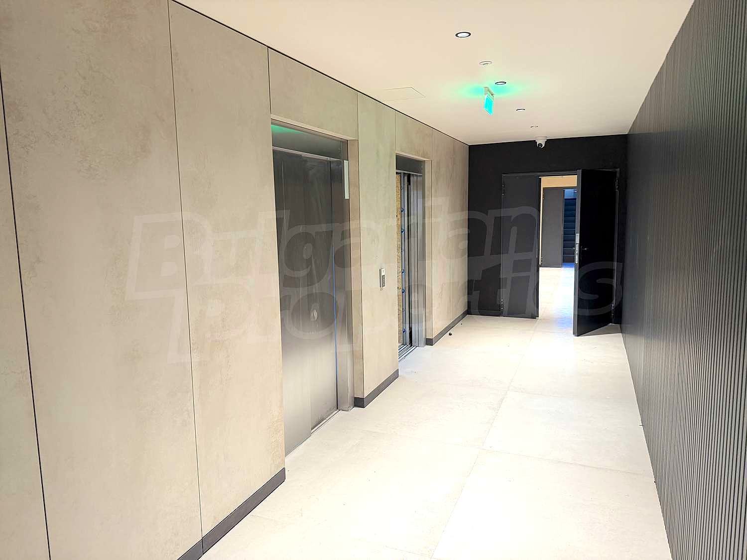 Gallery Picture 4