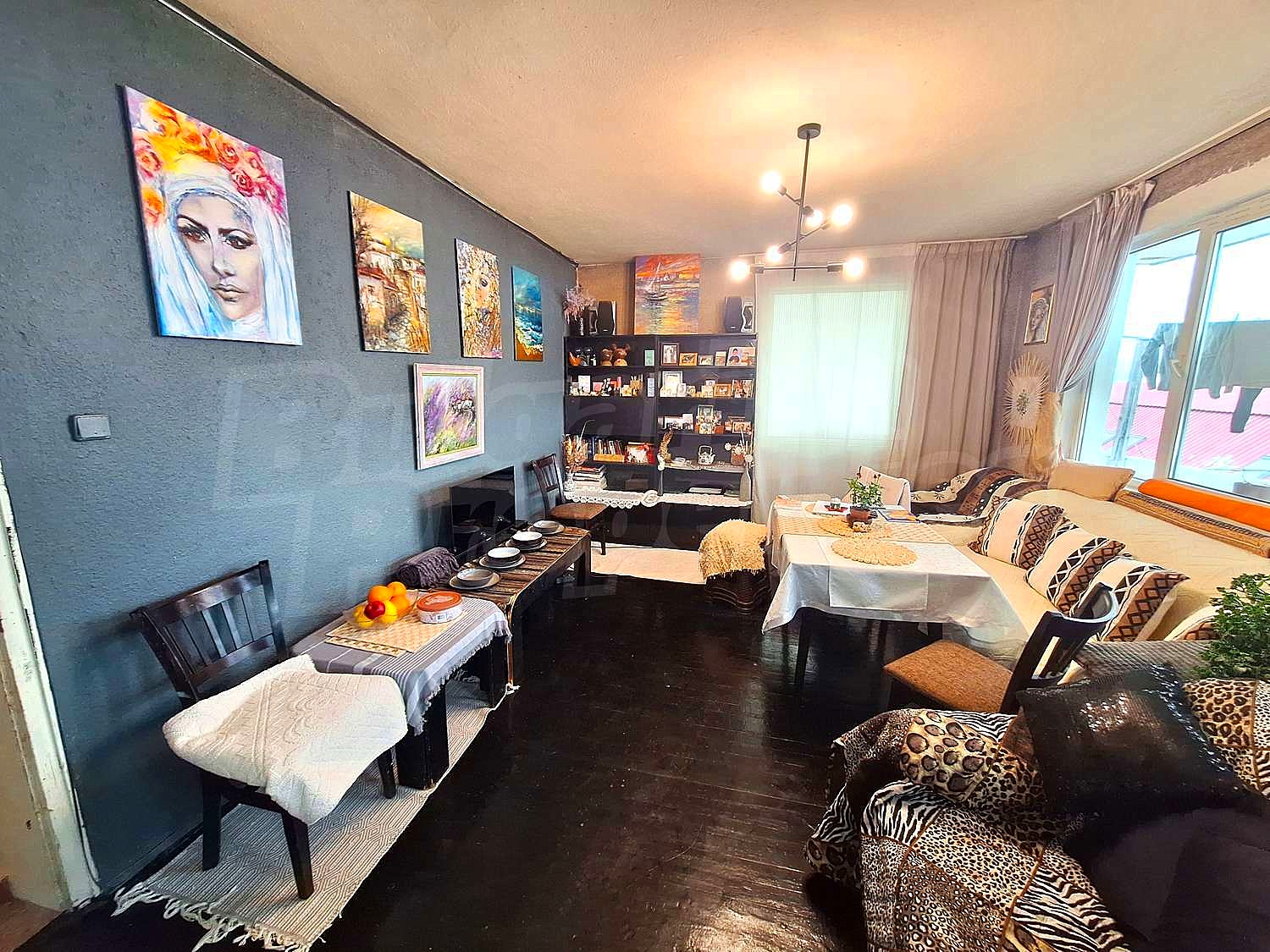 Gallery Picture 8