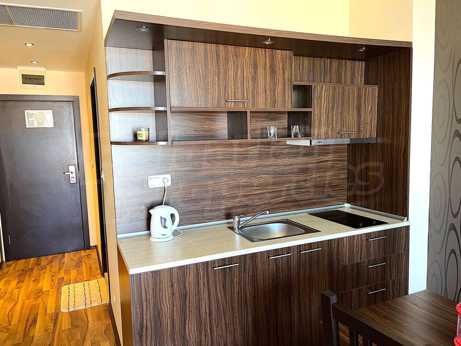 Gallery Picture 5