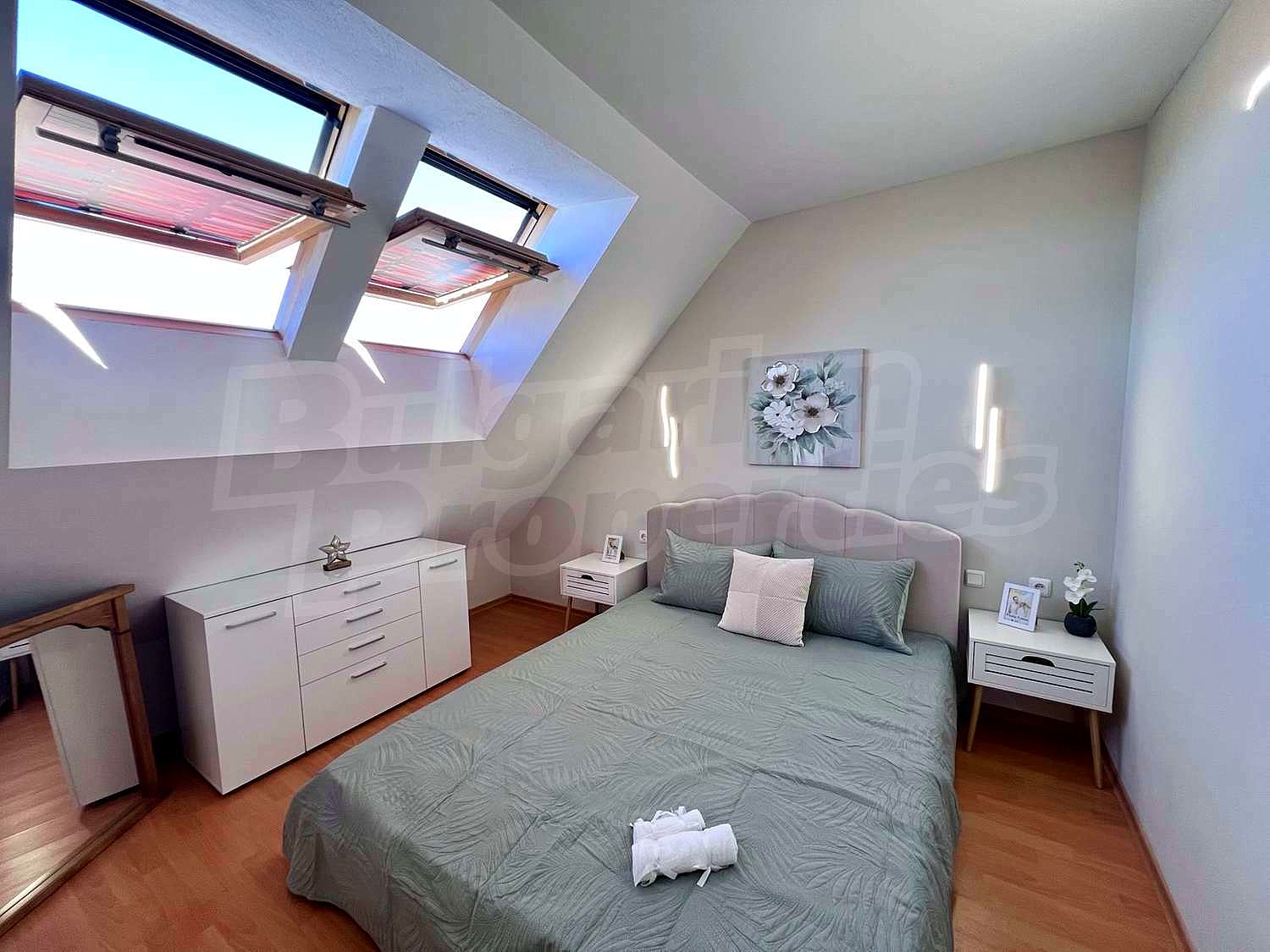 Gallery Picture 2