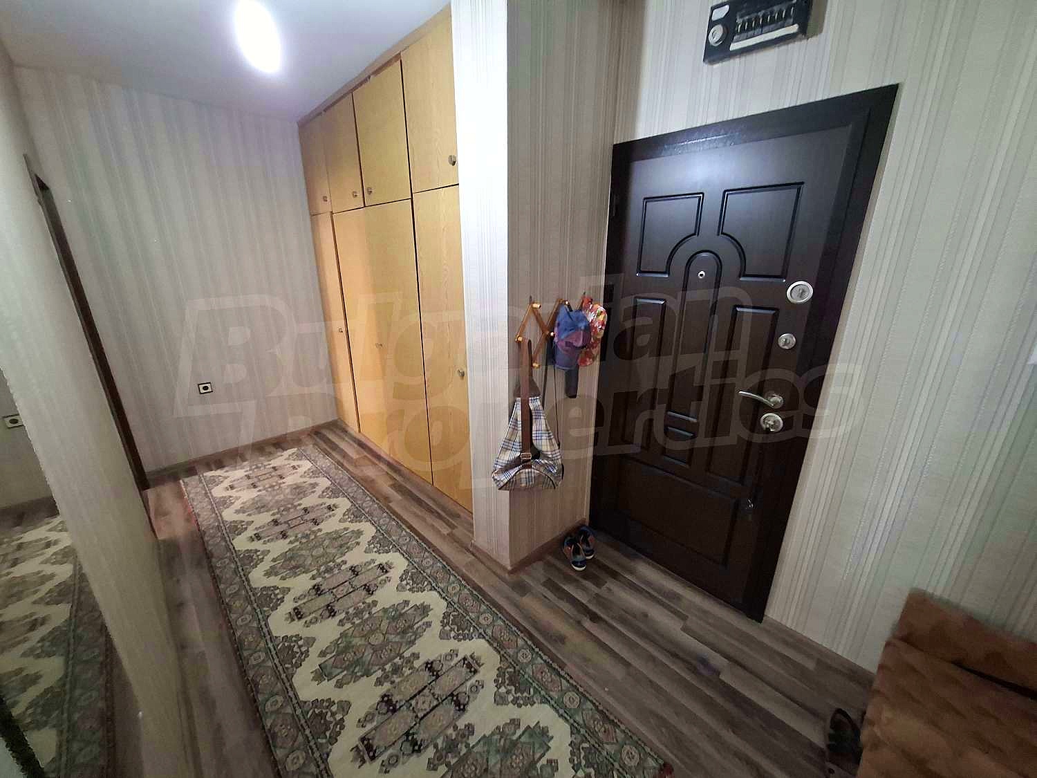 Gallery Picture 7
