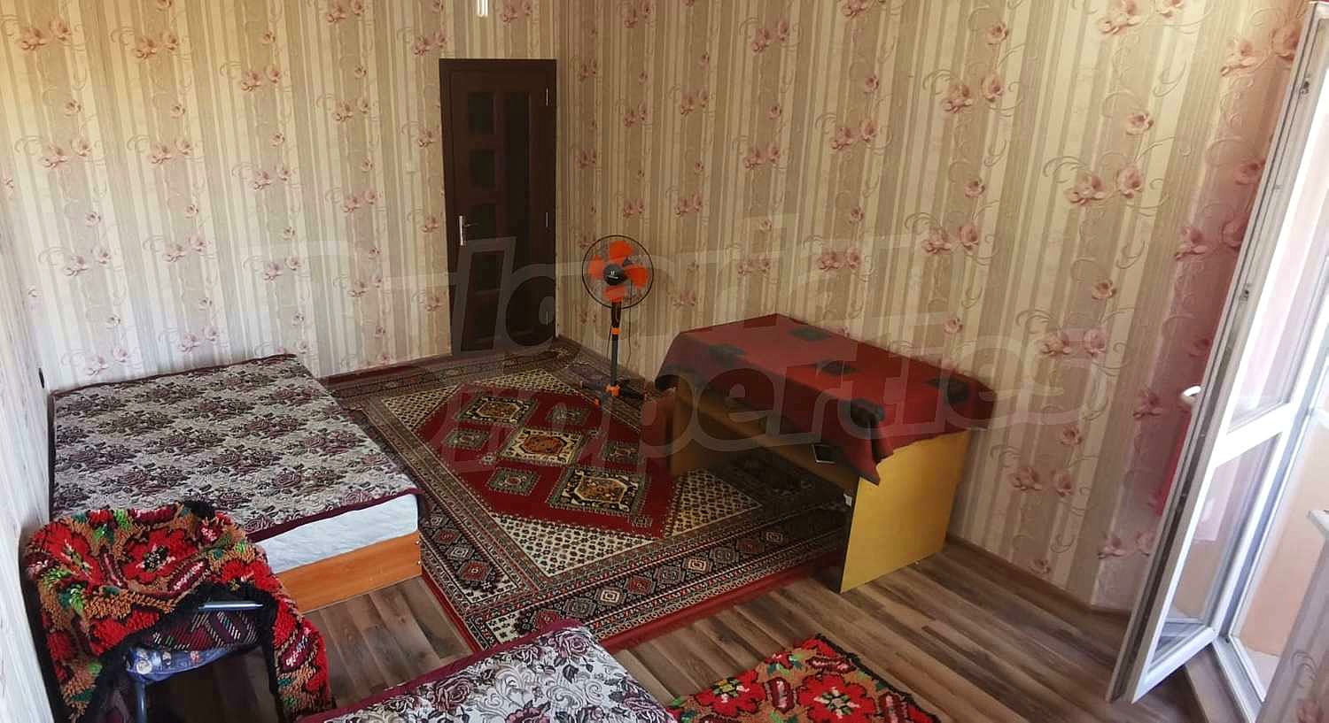 Gallery Picture 14