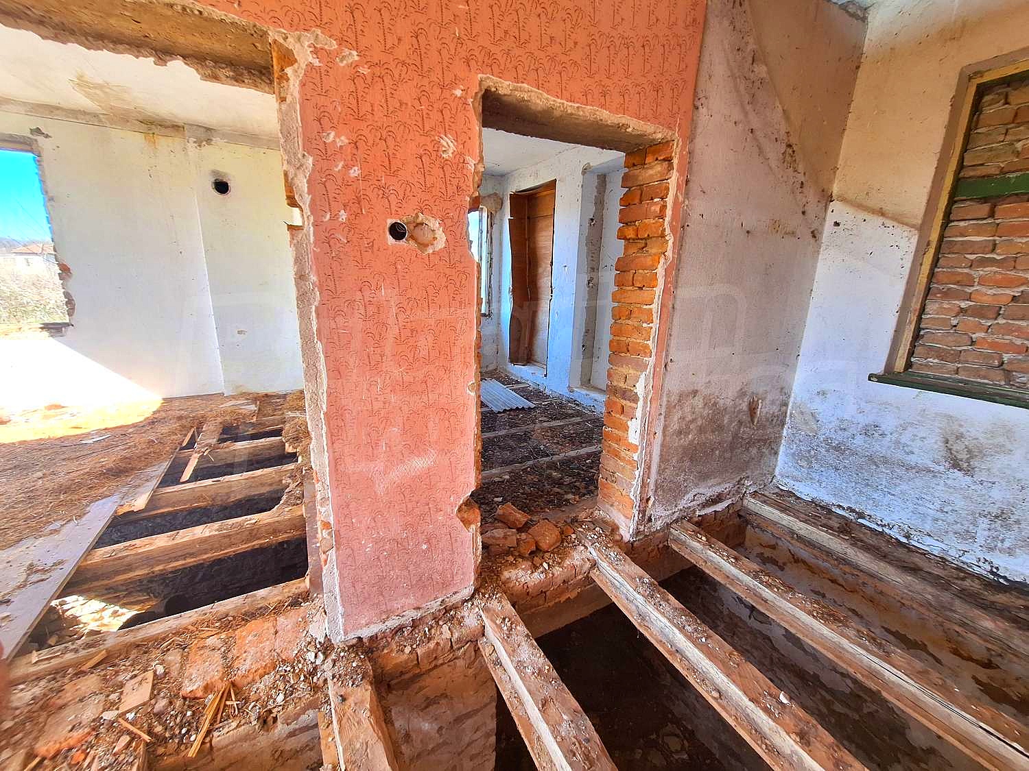 Gallery Picture 3
