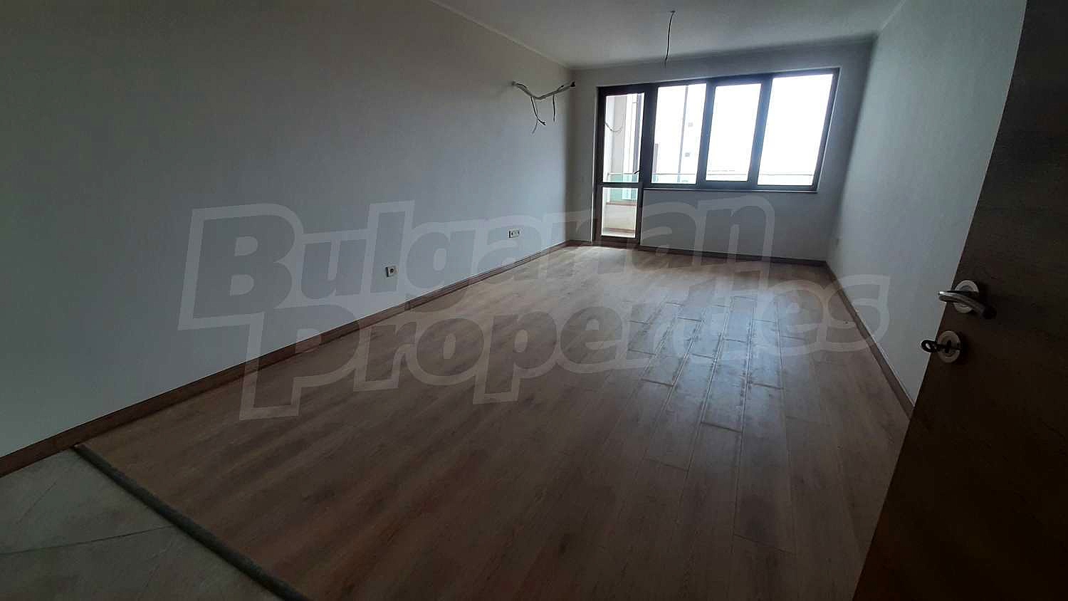 Gallery Picture 5