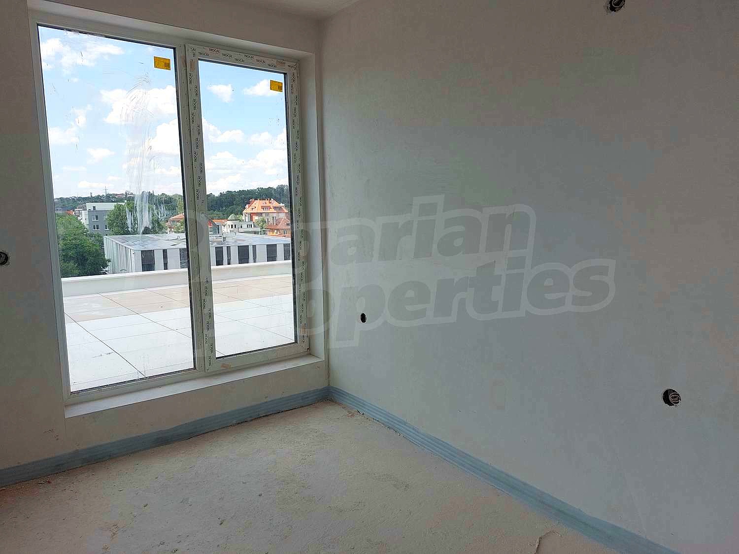 Gallery Picture 3