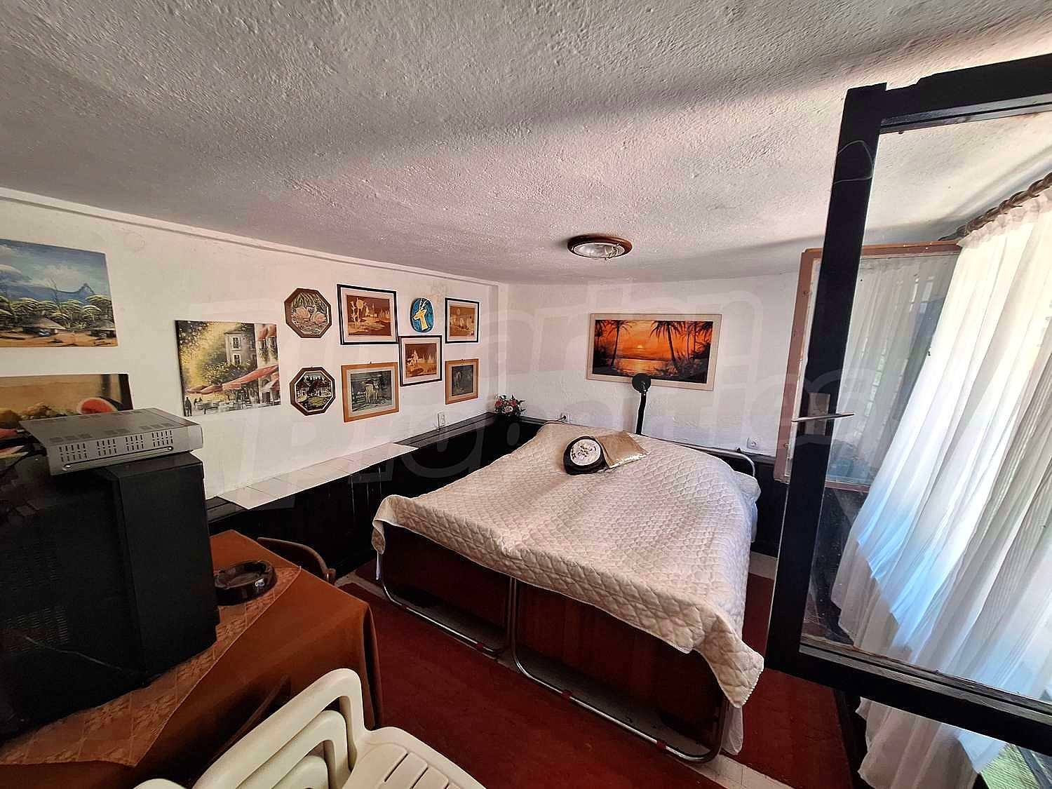 Gallery Picture 4
