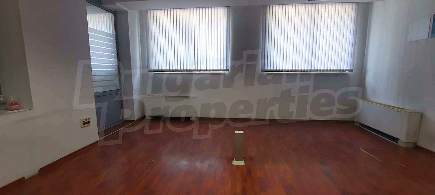 Gallery Picture 14